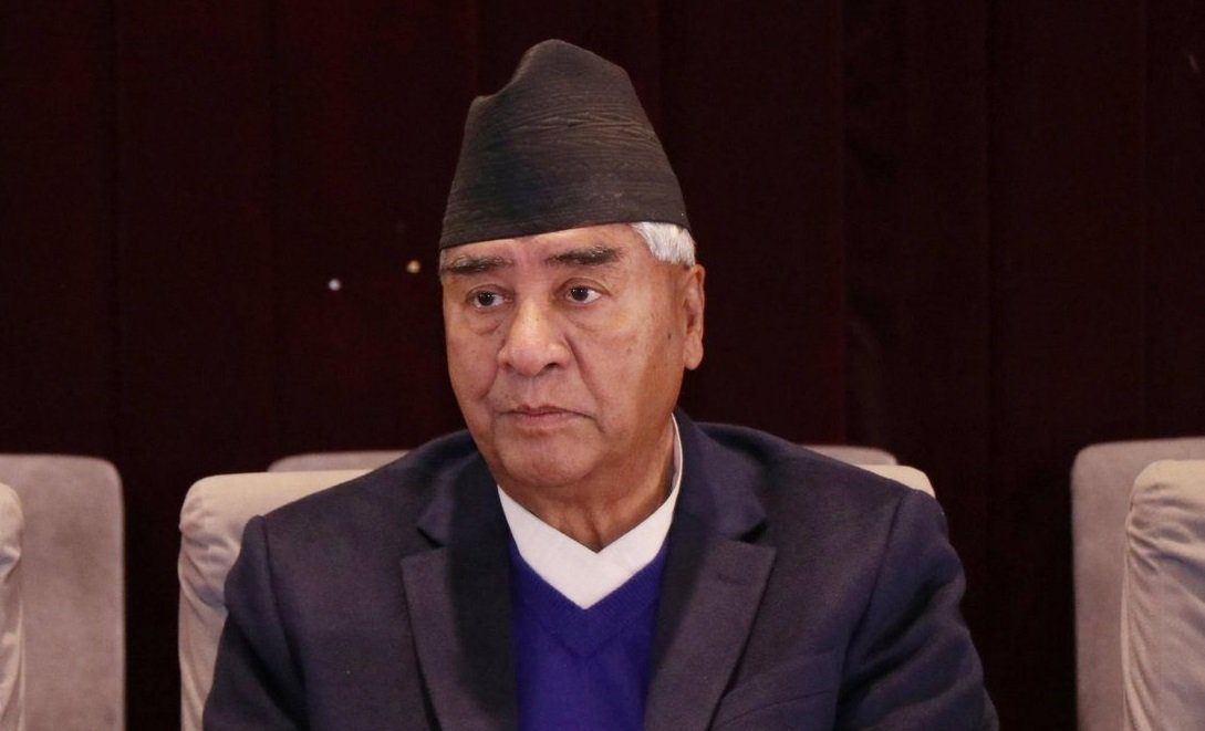 You are currently viewing कांग्रेस सभापति देउवाको सुरक्षित स्थानमा उपचार हुदै