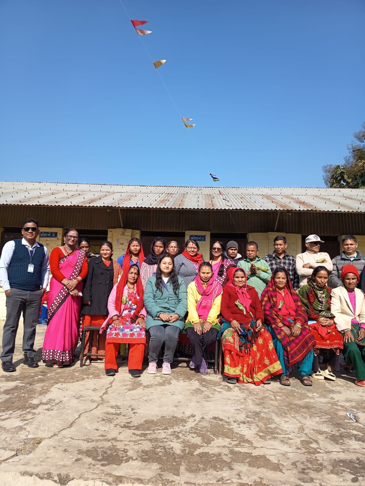 Read more about the article धनगढी –६ मटियारीमा रहेको भैरब बाबा आधारभुत विद्यालयमा नयाँ शैक्षिकसत्रबाट अंग्रेजी माध्यममा पनि पढाइ हुने