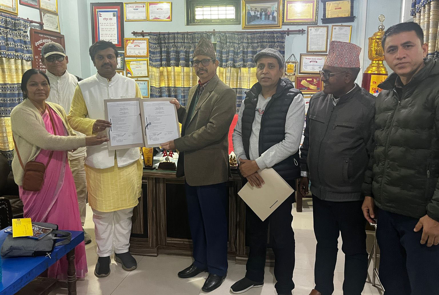 Read more about the article ऐश्वर्य बहुमुखी क्याम्पस धनगढी र आध्यात्मिक विश्वविद्यालय दिल्ली बिच समझदारी पत्रमा हस्ताक्षर